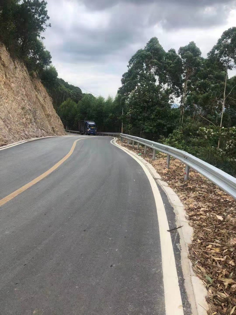 伶俐鎮沱江路口至望齊坡路口道路工程